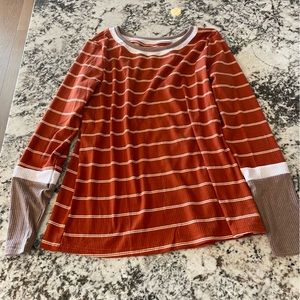 New and never worn fall sweater